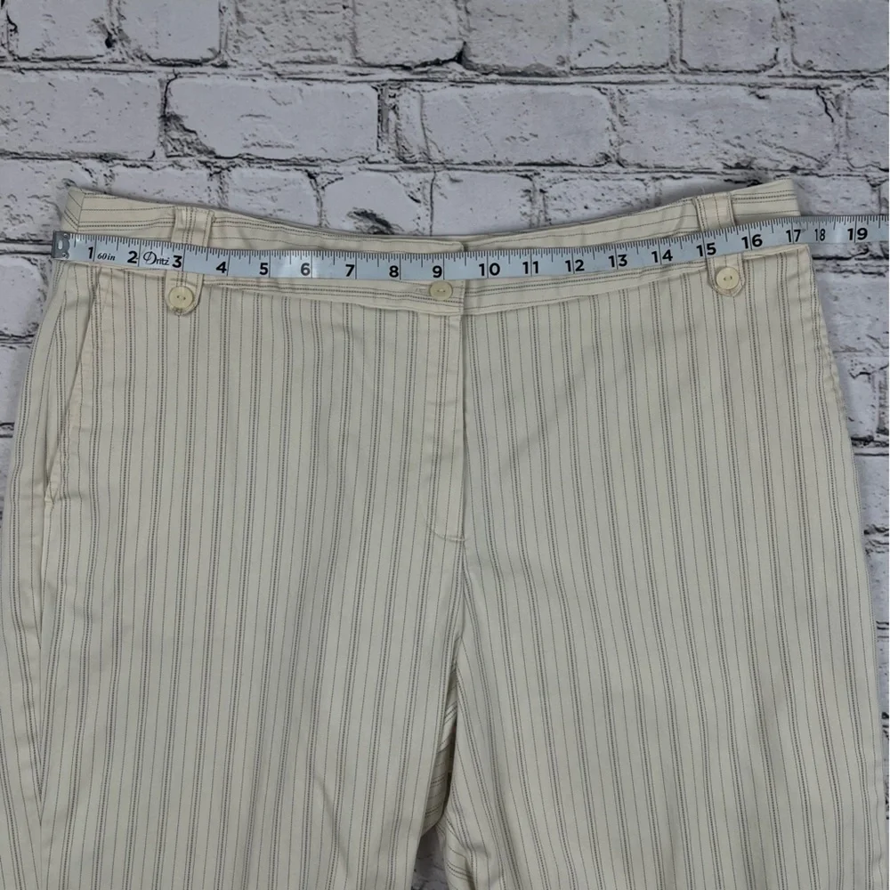 Sport Haley Striped Shorts 14